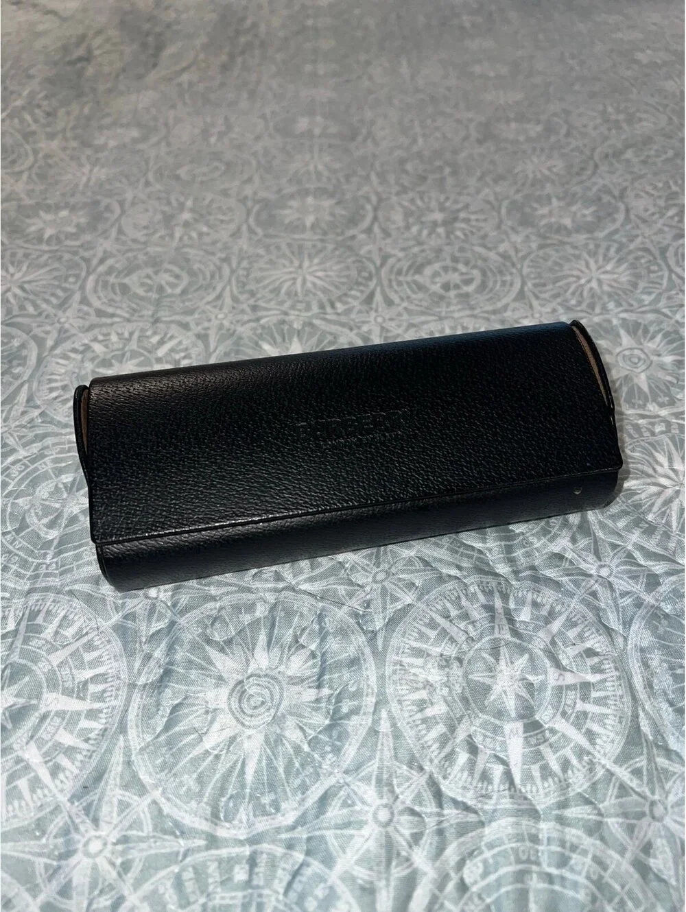 Burberry London England sunglass case authentic black